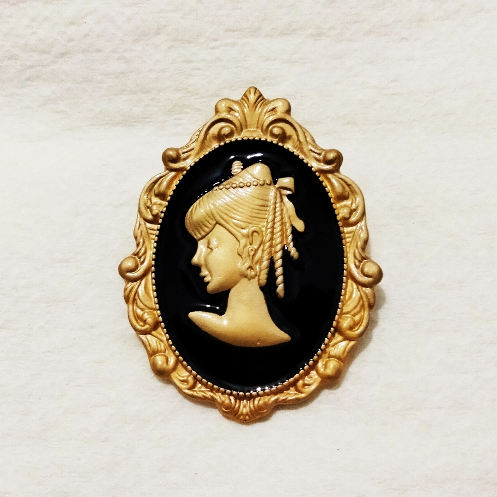 Cameo Brooch